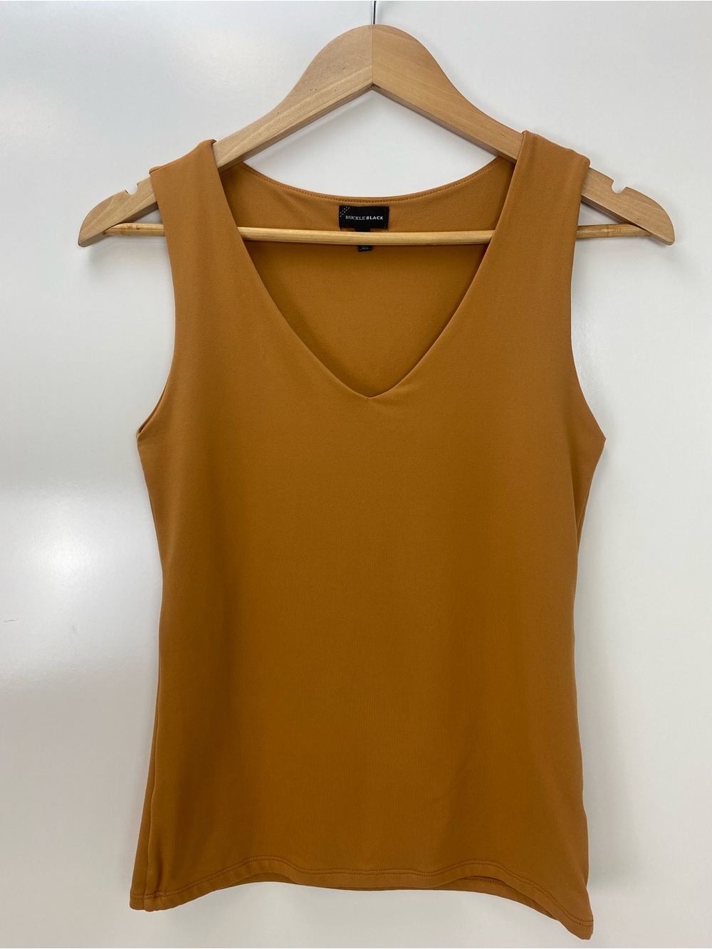 Buckle Women's V-Neck Sleeveless Tank Top in Mustard Brown
